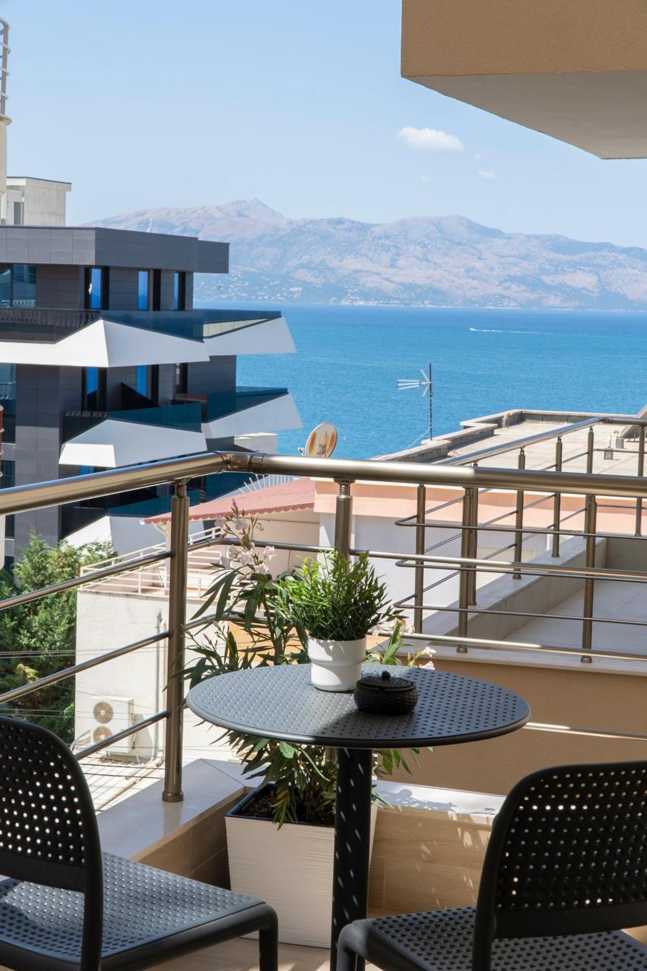 Mateo Apartments Sarandë Exterior foto